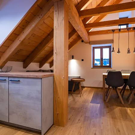 Livit - V Nove Roubence Apartment *